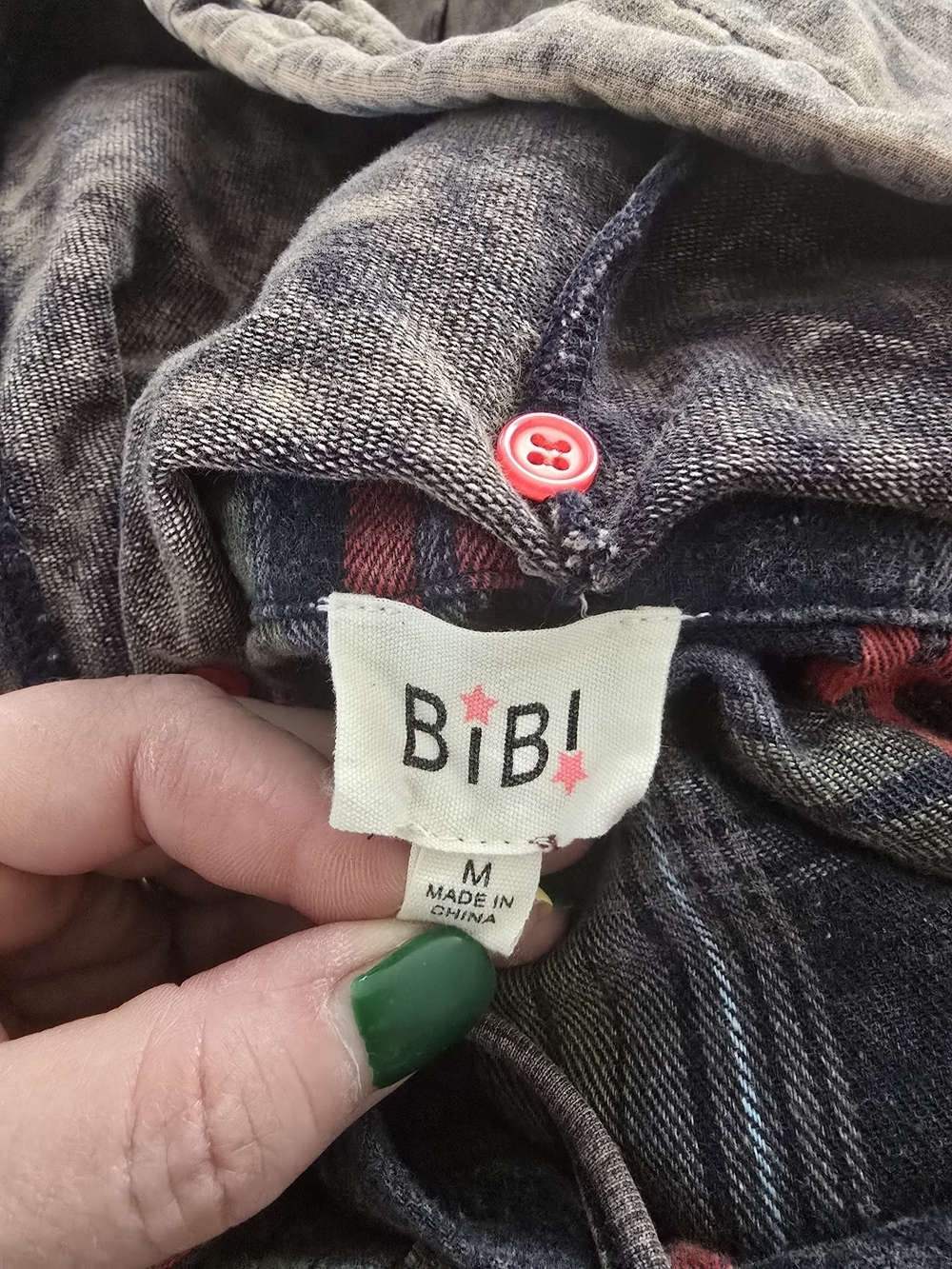 BiBi Plaid Hooded Button-Down Shirt Jacket - Red, Green & Gray Size M Oversized - Picture 3 of 6